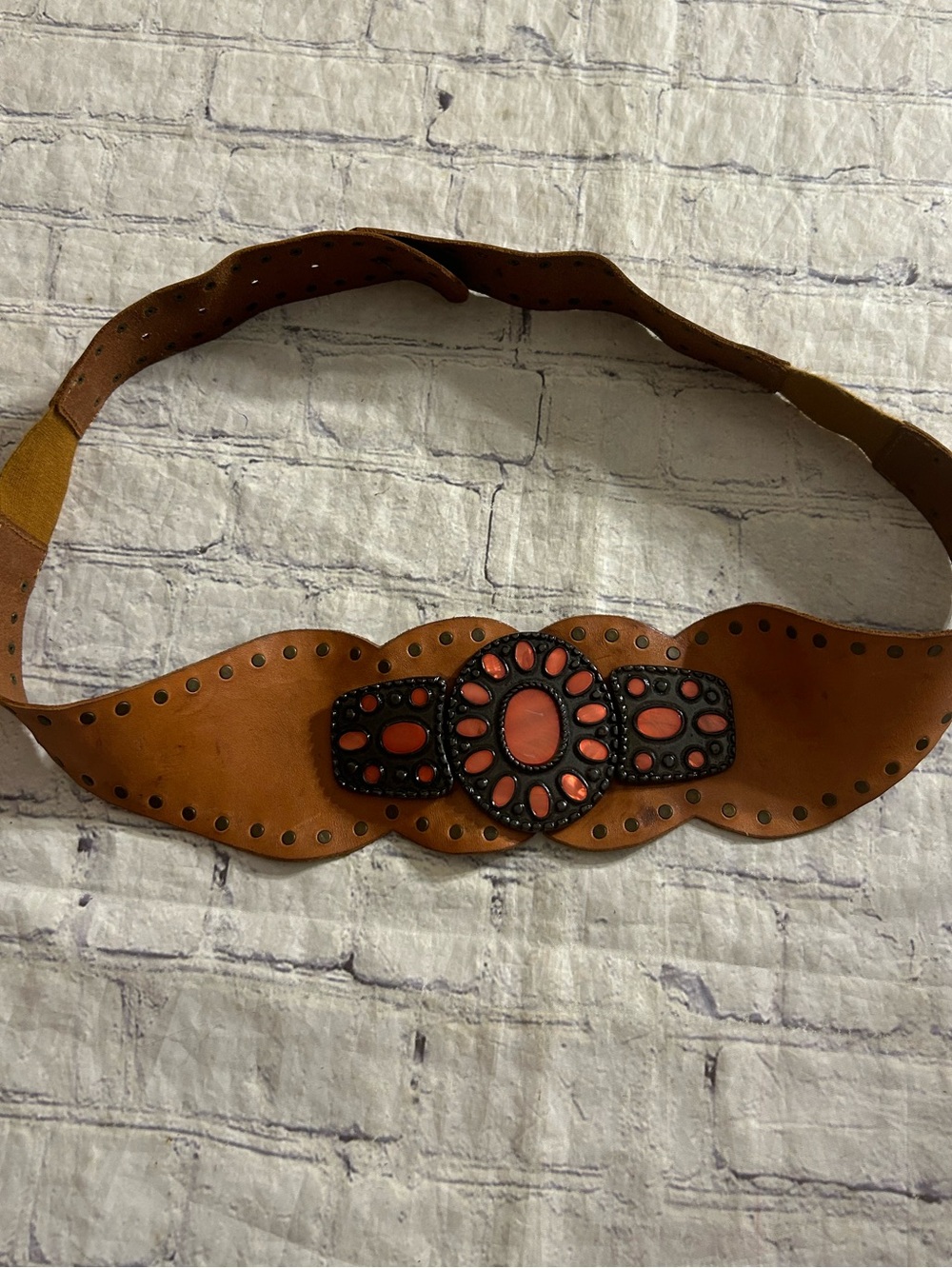 BOHO WESTERN WIDE RUST DARK CARMEL LEATHER BRASS STUDS CORAL MEDALLION BELT